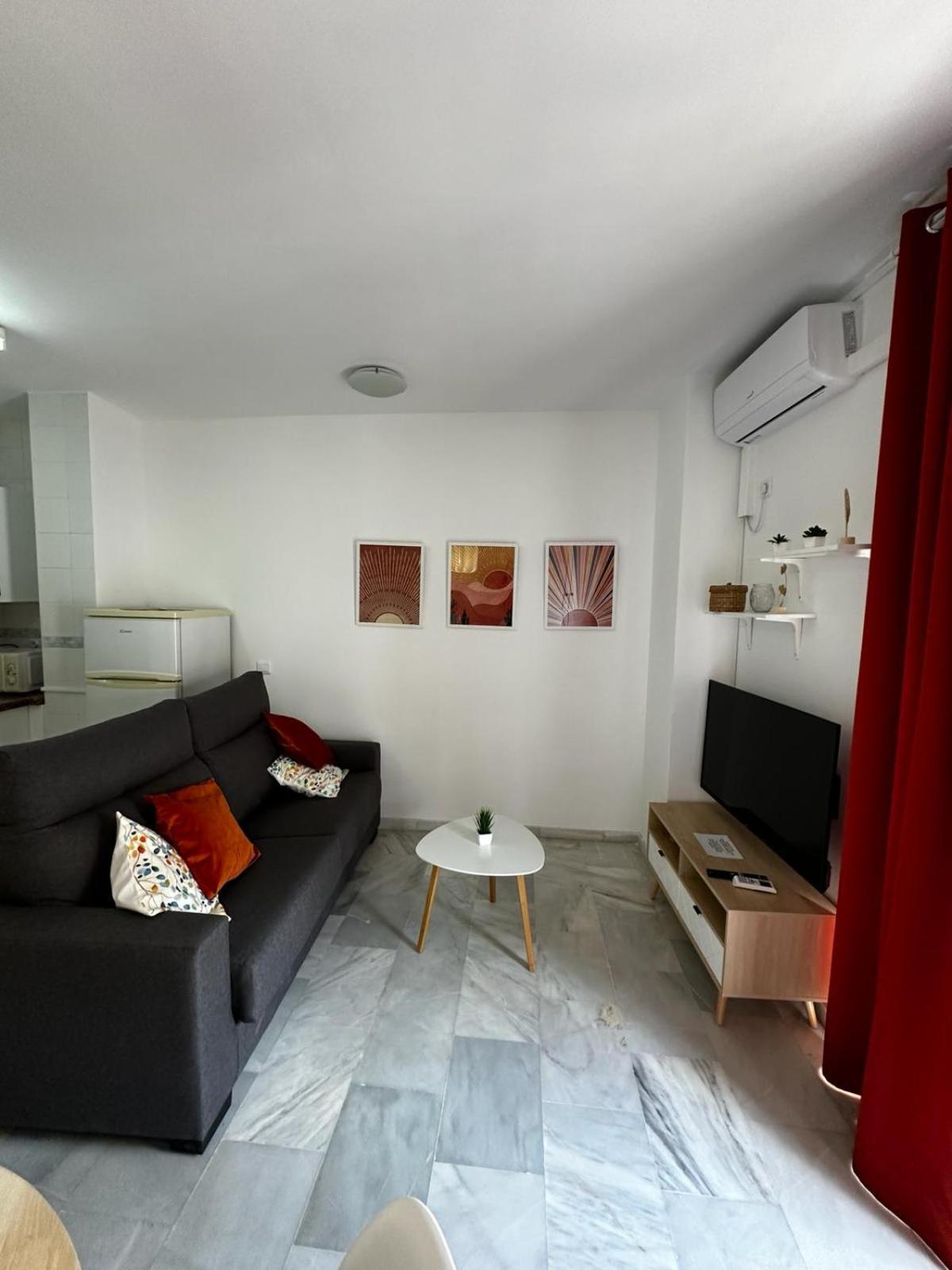 Apartamentos Don Diego La Carihuela Torremolinos Eksteriør billede